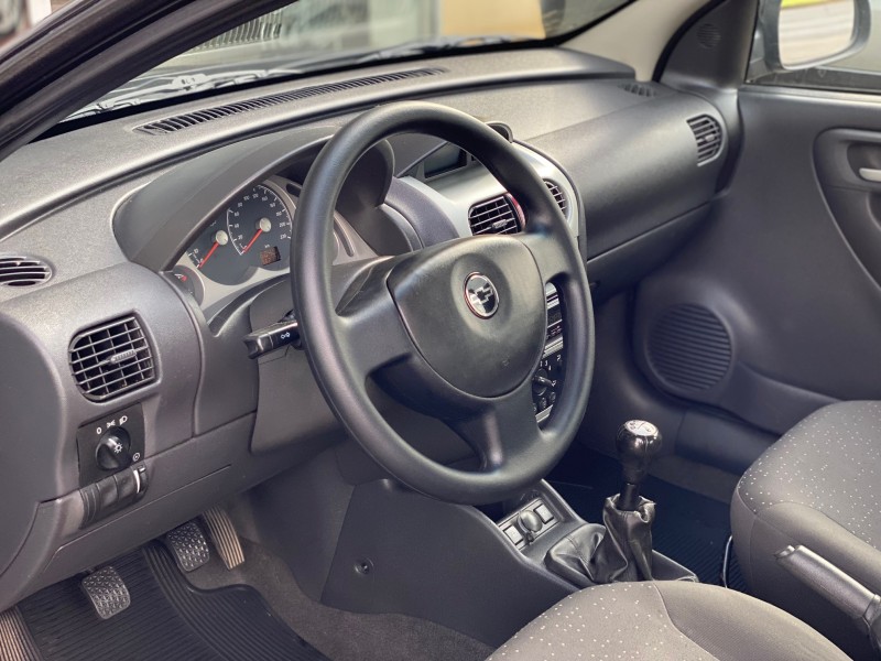 CORSA 1.4 MPFI PREMIUM SEDAN 8V FLEX 4P MANUAL - 2011 - CAXIAS DO SUL