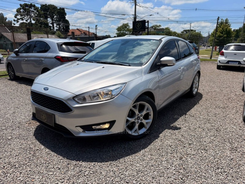 focus 2.0 se plus fastback 16v flex 4p automatico 2018 canela
