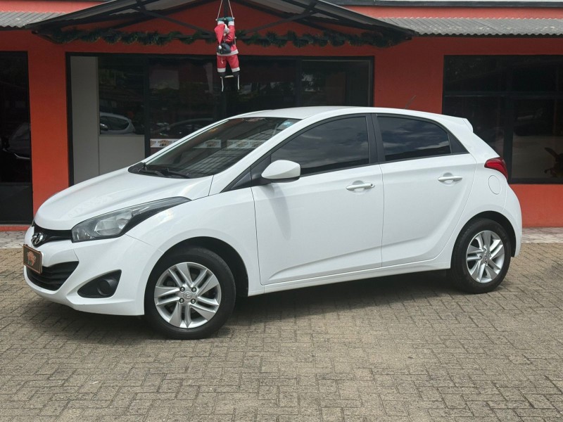 HB20 1.6 COMFORT 16V FLEX 4P MANUAL - 2015 - CANELA