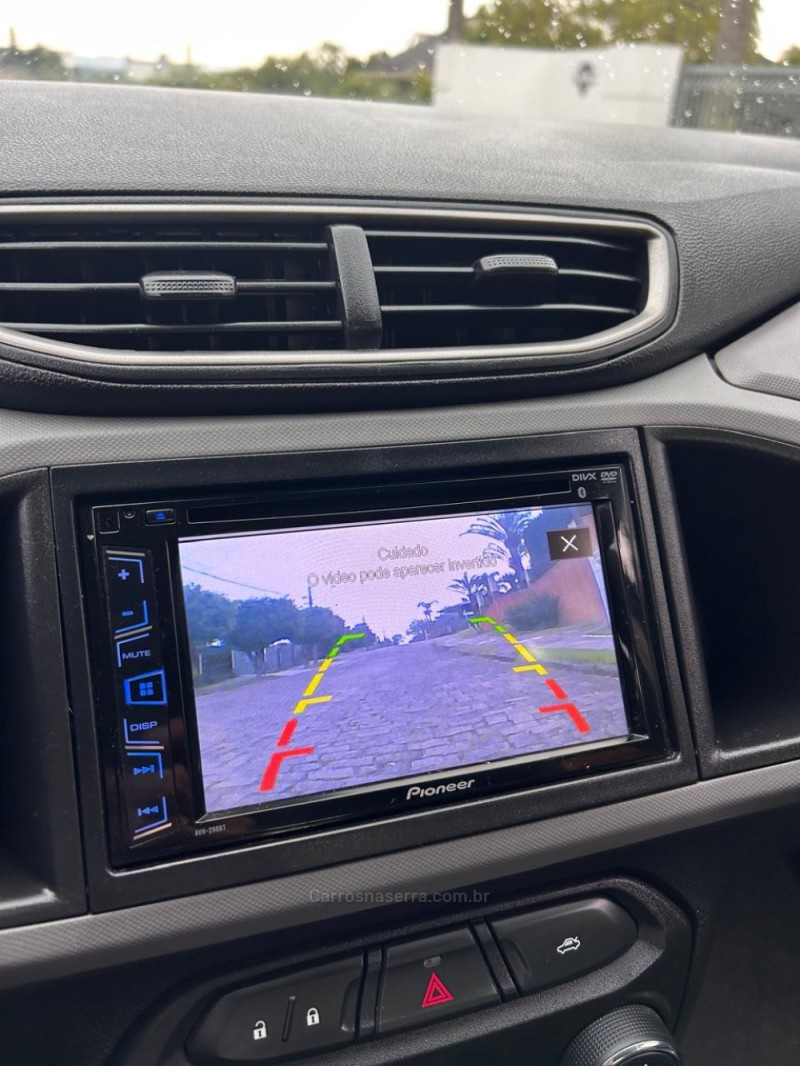 ONIX 1.0 LT 12V FLEX 4P MANUAL - 2016 - VENâNCIO AIRES