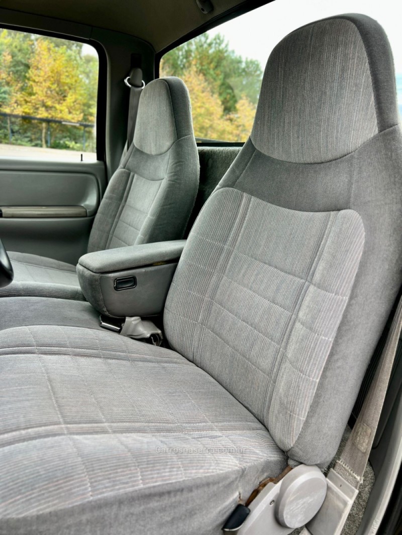 RANGER 4.0 XL 4X2 CS V6 12V GASOLINA 2P MANUAL - 1996 - BENTO GONçALVES