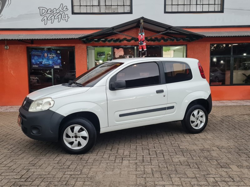 UNO 1.0 EVO VIVACE 8V FLEX 2P MANUAL - 2012 - CANELA