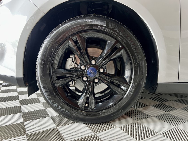 FOCUS 1.6 SE 16V FLEX 4P MANUAL - 2015 - BENTO GONçALVES
