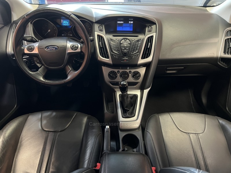 FOCUS 1.6 SE 16V FLEX 4P MANUAL - 2015 - BENTO GONçALVES