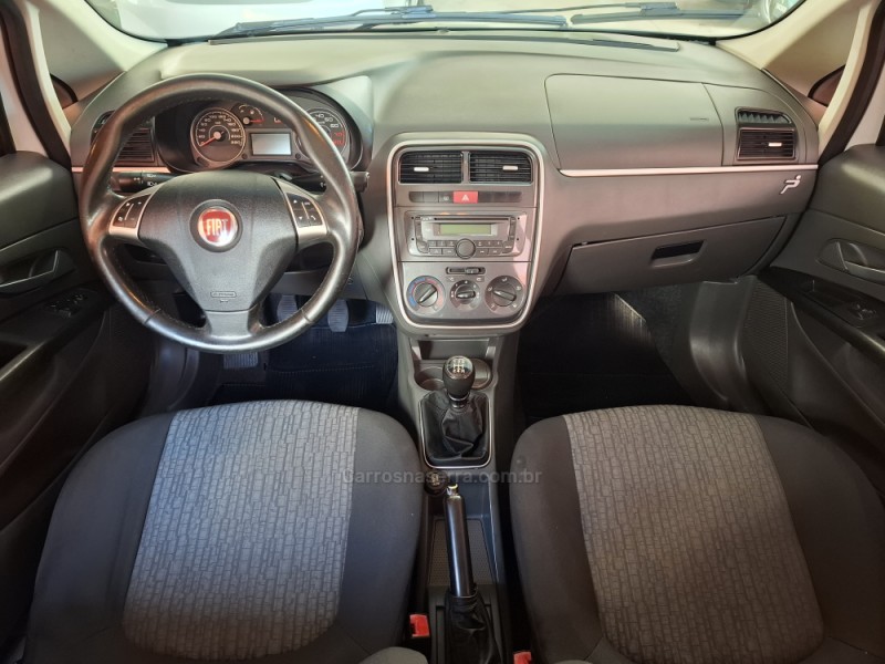 PUNTO 1.6 ESSENCE 16V FLEX 4P MANUAL - 2012 - GARIBALDI