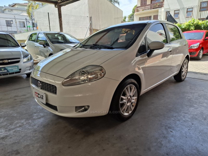 PUNTO 1.6 ESSENCE 16V FLEX 4P MANUAL - 2012 - GARIBALDI