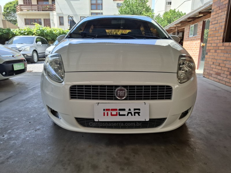 PUNTO 1.6 ESSENCE 16V FLEX 4P MANUAL - 2012 - GARIBALDI