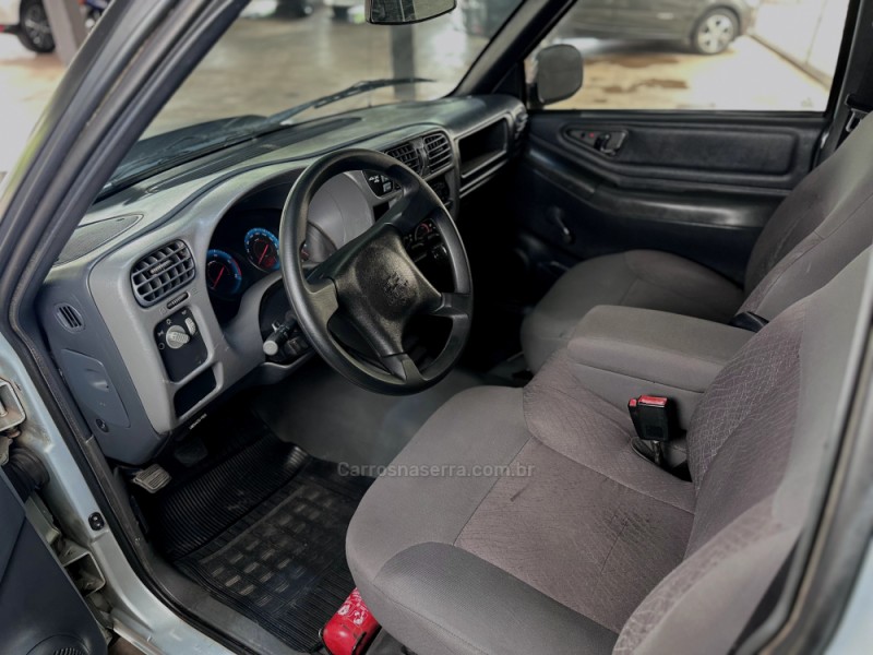 S10 2.8 COLINA 4X4 CS 12V TURBO ELECTRONIC INTERCOOLER DIESEL 2P MANUAL - 2011 - MUçUM