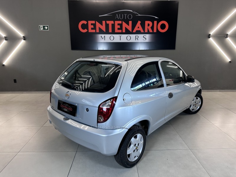 CELTA 1.0 MPFI SPIRIT 8V FLEX 2P MANUAL - 2011 - SAPIRANGA