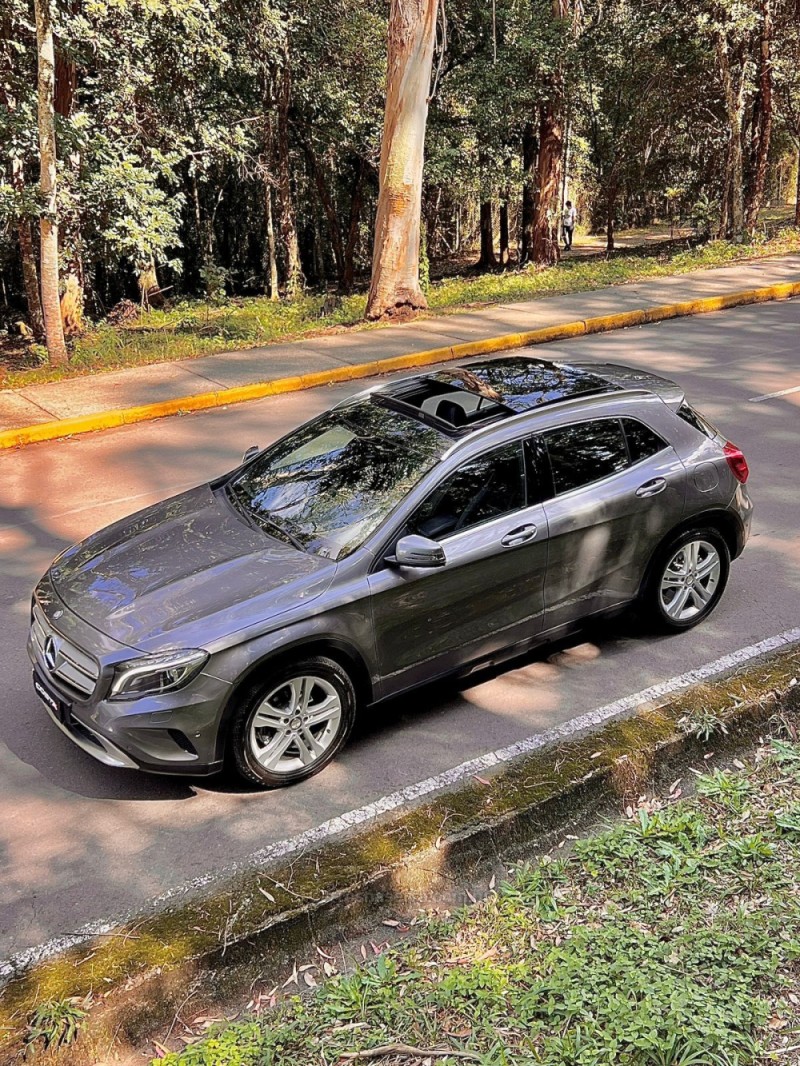 GLA 200 1.6 CGI VISION 16V TURBO GASOLINA 4P AUTOMÁTICO - 2015 - BENTO GONçALVES