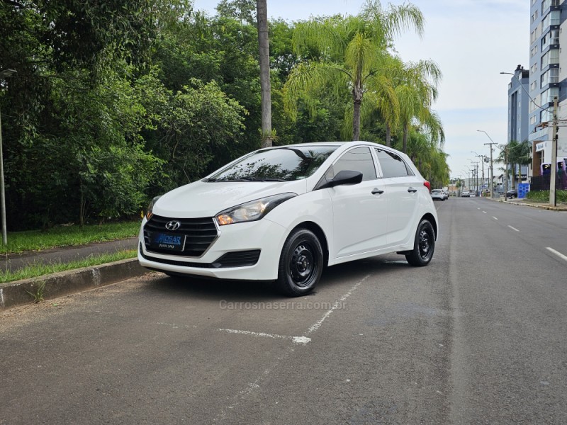 HB20 1.0 COMFORT 12V FLEX 4P MANUAL - 2017 - CAMPO BOM