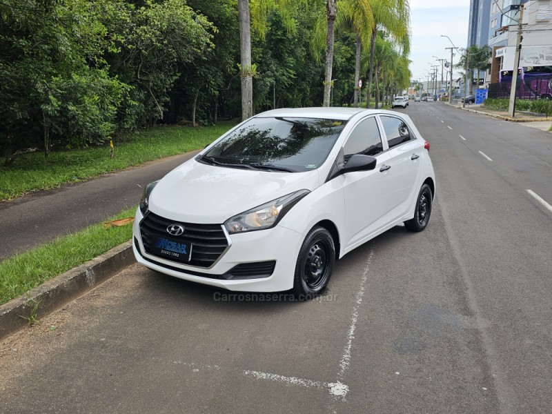 HB20 1.0 COMFORT 12V FLEX 4P MANUAL - 2017 - CAMPO BOM