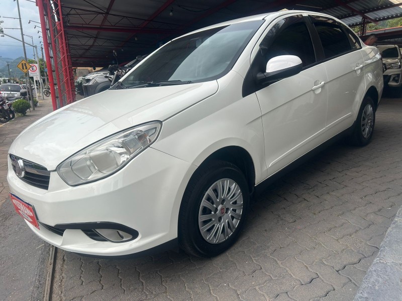 GRAND SIENA 1.4 MPI ATTRACTIVE 8V FLEX 4P MANUAL - 2013 - TRêS COROAS