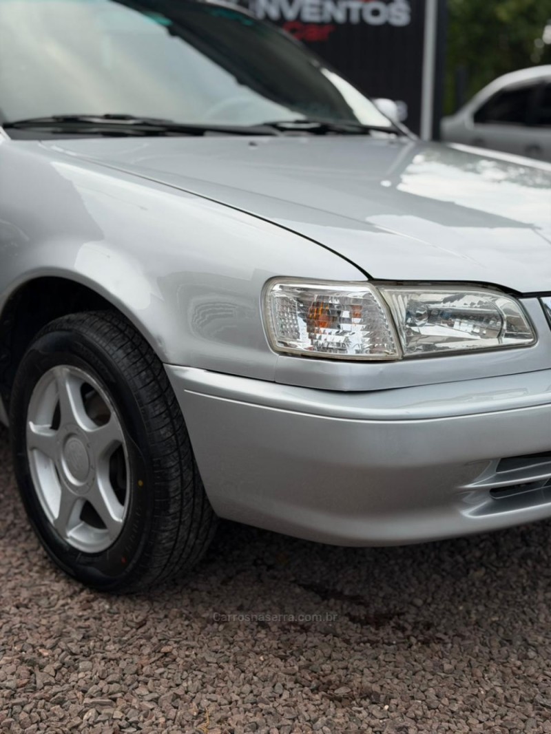COROLLA 1.8 XEI 16V FLEX 4P AUTOMÁTICO - 2000 - LAJEADO