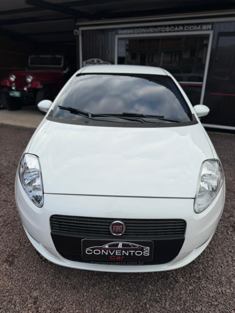 PUNTO 1.4 ATTRACTIVE 8V FLEX 4P MANUAL - 2011 - LAJEADO