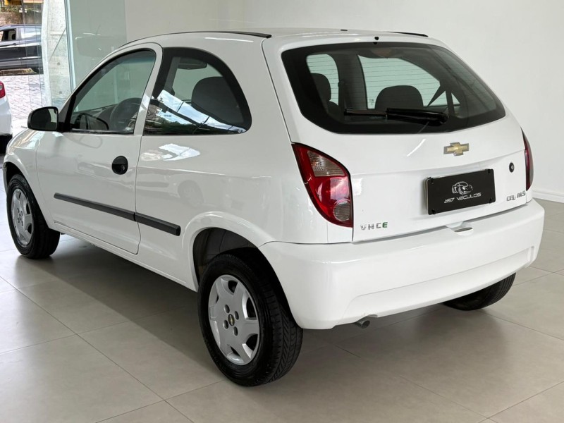 CELTA 1.0 MPFI LS 8V FLEX 2P MANUAL - 2013 - BENTO GONçALVES