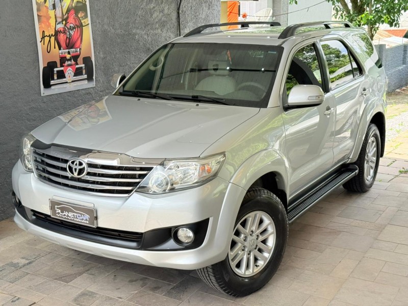 HILUX SW4 2.7 SR 4X2 16V FLEX 4P AUTOMÁTICO