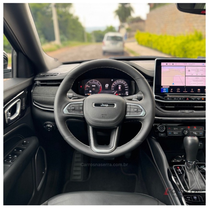 COMMANDER 2.0 HURRICANE BLACKHAWK 4X4 TURBO GASOLINA 4P AUTOMÁTICO - 2025 - CAMPO BOM