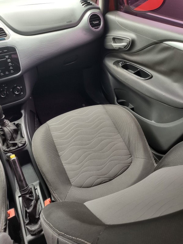 PUNTO 1.6 ESSENCE 16V FLEX 4P MANUAL - 2013 - VALE REAL