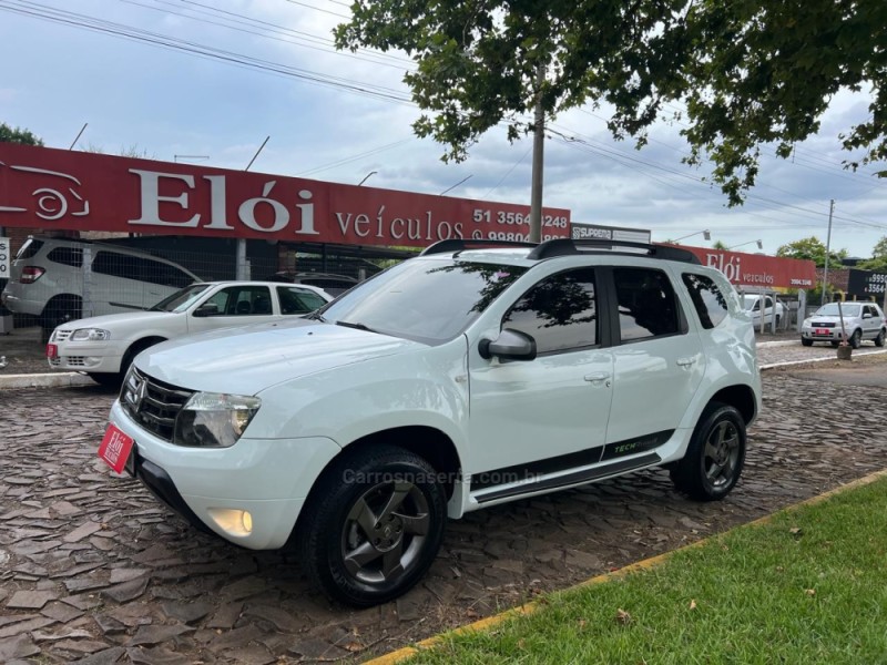 duster 2.0 tech road 4x2 16v flex 4p automatico 2014 dois irmaos