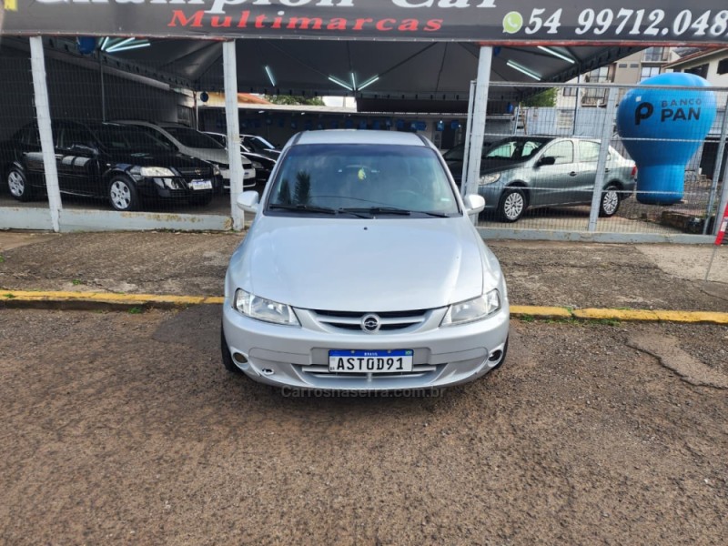 CELTA 1.0 MPFI 8V GASOLINA 4P MANUAL - 2003 - VACARIA