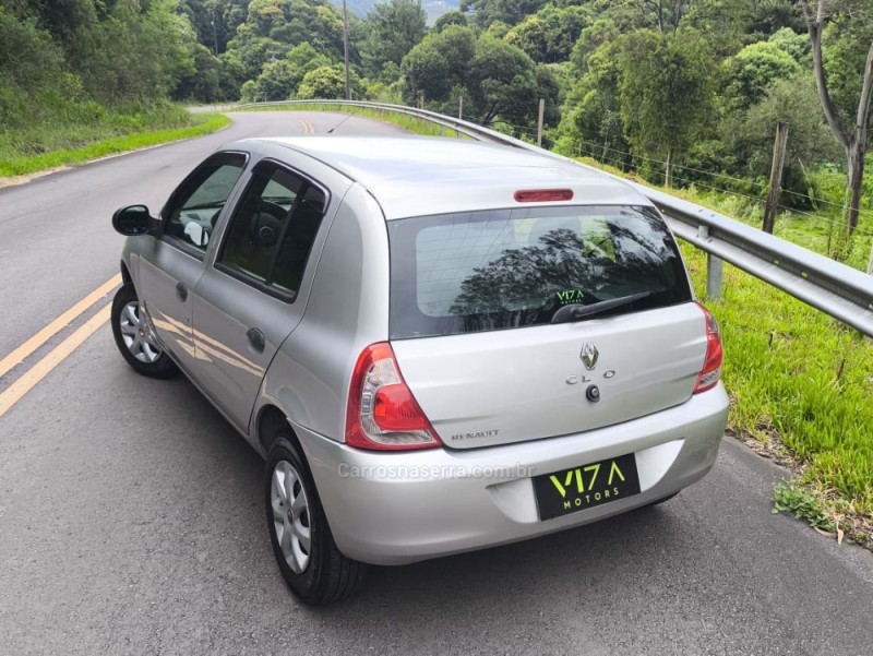 CLIO 1.0 EXPRESSION 16V FLEX 4P MANUAL - 2014 - CAXIAS DO SUL