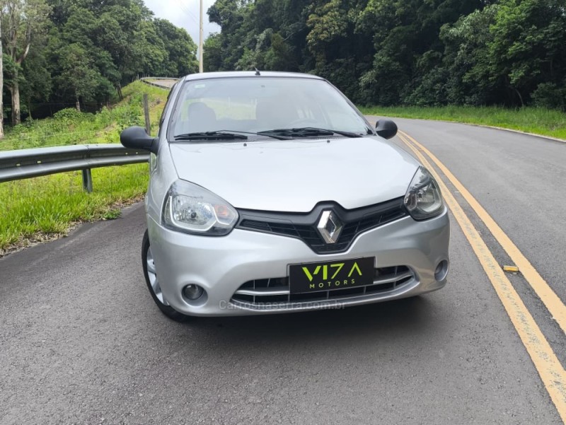 CLIO 1.0 EXPRESSION 16V FLEX 4P MANUAL - 2014 - CAXIAS DO SUL