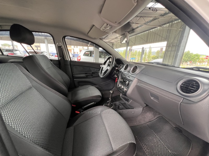 GOL 1.6 MI POWER 8V FLEX 4P MANUAL G.V - 2013 - BOM PRINCíPIO