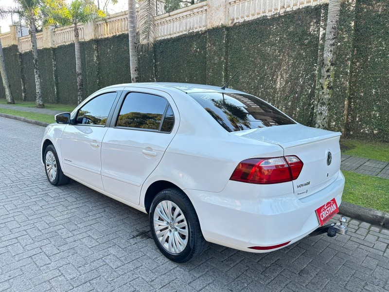 VOYAGE 1.0 MI COMFORTLINE 8V FLEX 4P MANUAL - 2017 - CAXIAS DO SUL