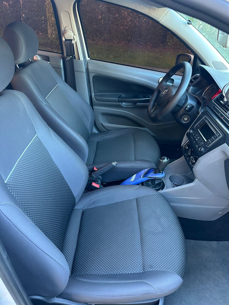 VOYAGE 1.0 MI COMFORTLINE 8V FLEX 4P MANUAL - 2017 - CAXIAS DO SUL