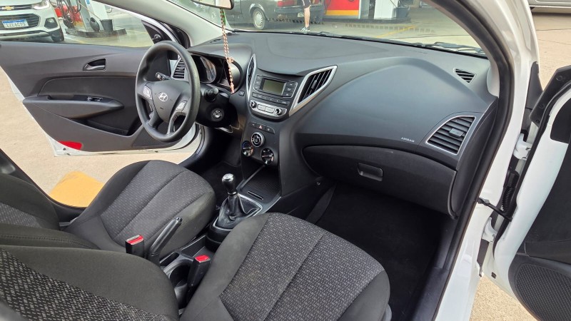 HB20 1.0 COMFORT 12V FLEX 4P MANUAL - 2017 - CAXIAS DO SUL