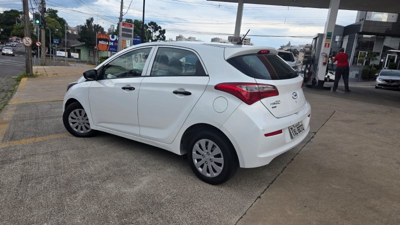 HB20 1.0 COMFORT 12V FLEX 4P MANUAL - 2017 - CAXIAS DO SUL
