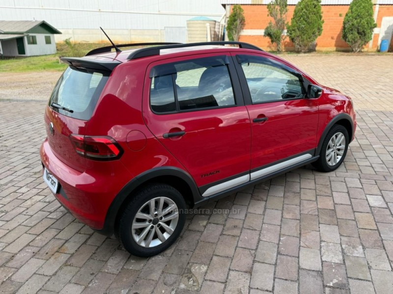 FOX 1.0 MPI TRACK 12V FLEX 4P MANUAL - 2017 - VACARIA