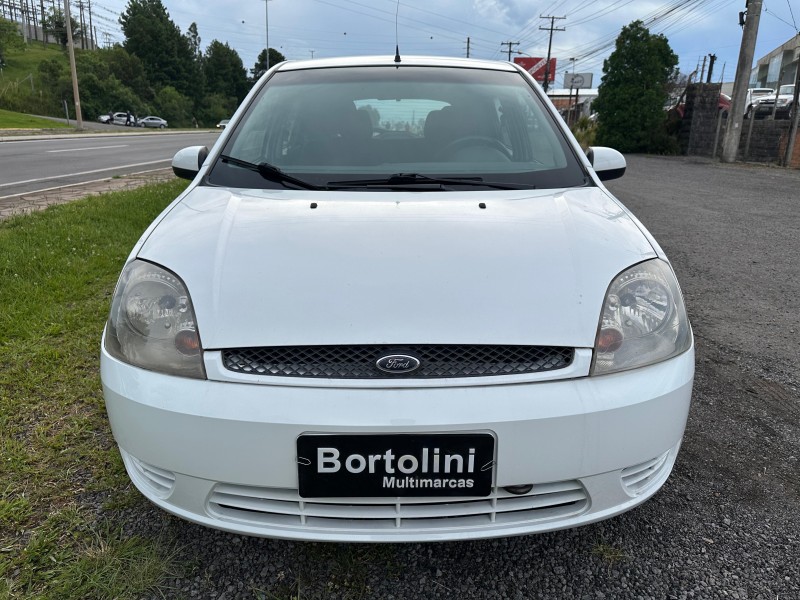 FIESTA 1.0 EDGE 8V GASOLINA 4P MANUAL - 2003 - FARROUPILHA