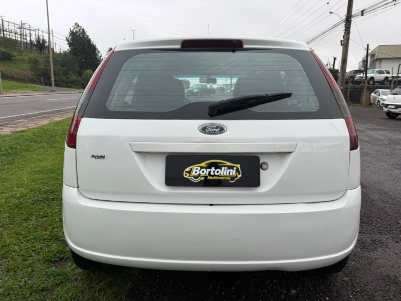 FIESTA 1.0 EDGE 8V GASOLINA 4P MANUAL - 2003 - FARROUPILHA
