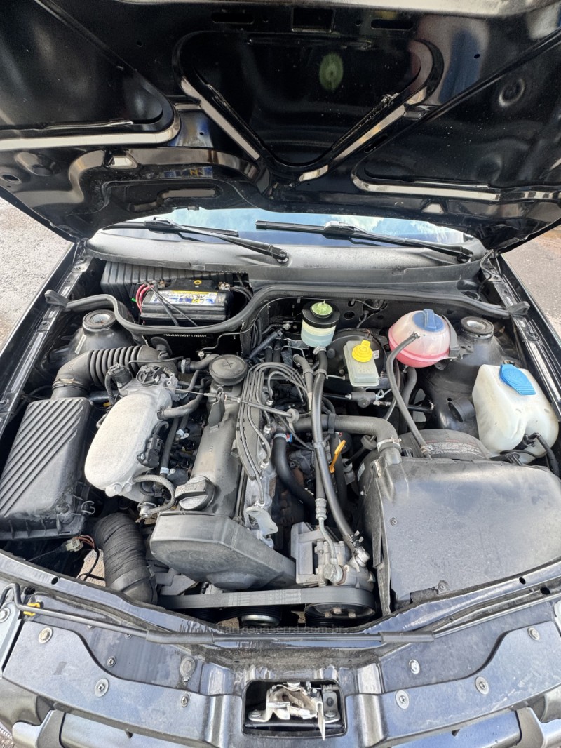 SAVEIRO 1.6 MI SURF CS 8V FLEX 2P MANUAL - 2009 - CAXIAS DO SUL