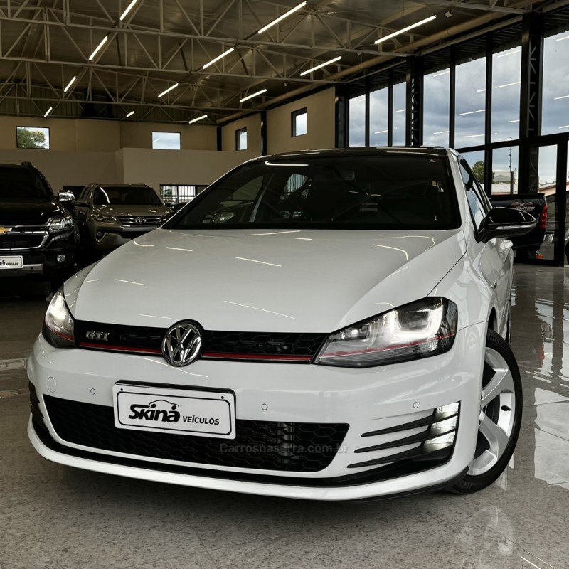 GOLF 2.0 TSI GTI 16V TURBO GASOLINA 4P AUTOMÁTICO - 2014 - VACARIA