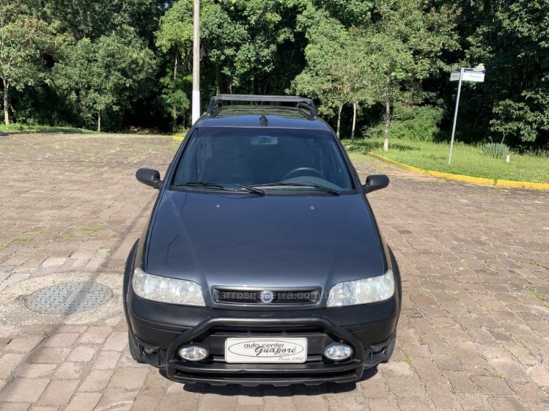 PALIO 1.8 MPI ADVENTURE WEEKEND 8V GASOLINA 4P MANUAL - 2003 - GUAPORé