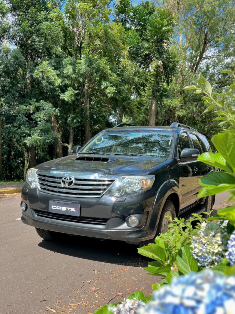 HILUX SW4 3.0 SRV 4X4 16V TURBO INTERCOOLER DIESEL 4P AUTOMÁTICO - 2013 - BENTO GONçALVES