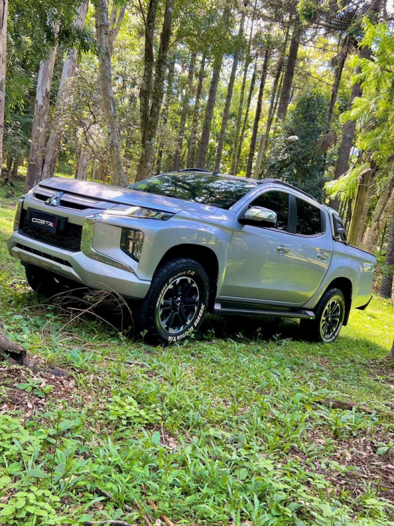 l200 triton 2.4 16v turbo diesel sport hpe cd 4p 4x4 automatico 2023 bento goncalves