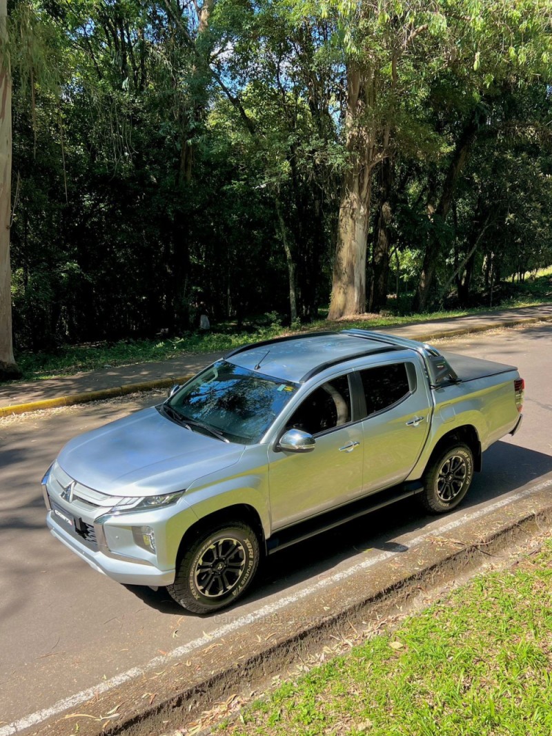 L200 TRITON 2.4 16V TURBO DIESEL SPORT HPE CD 4P 4X4 AUTOMÁTICO - 2023 - BENTO GONçALVES
