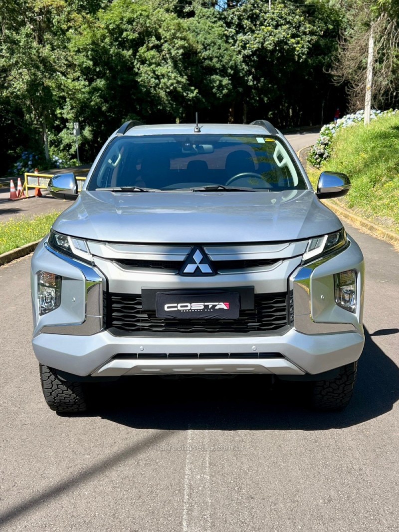 L200 TRITON 2.4 16V TURBO DIESEL SPORT HPE CD 4P 4X4 AUTOMÁTICO - 2023 - BENTO GONçALVES