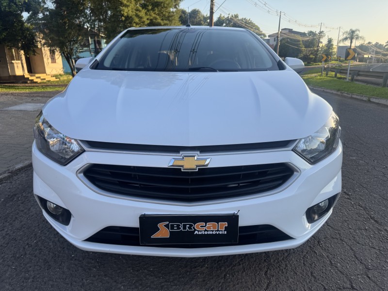 ONIX 1.4 MPFI LT 8V FLEX 4P MANUAL - 2018 - DOIS IRMãOS