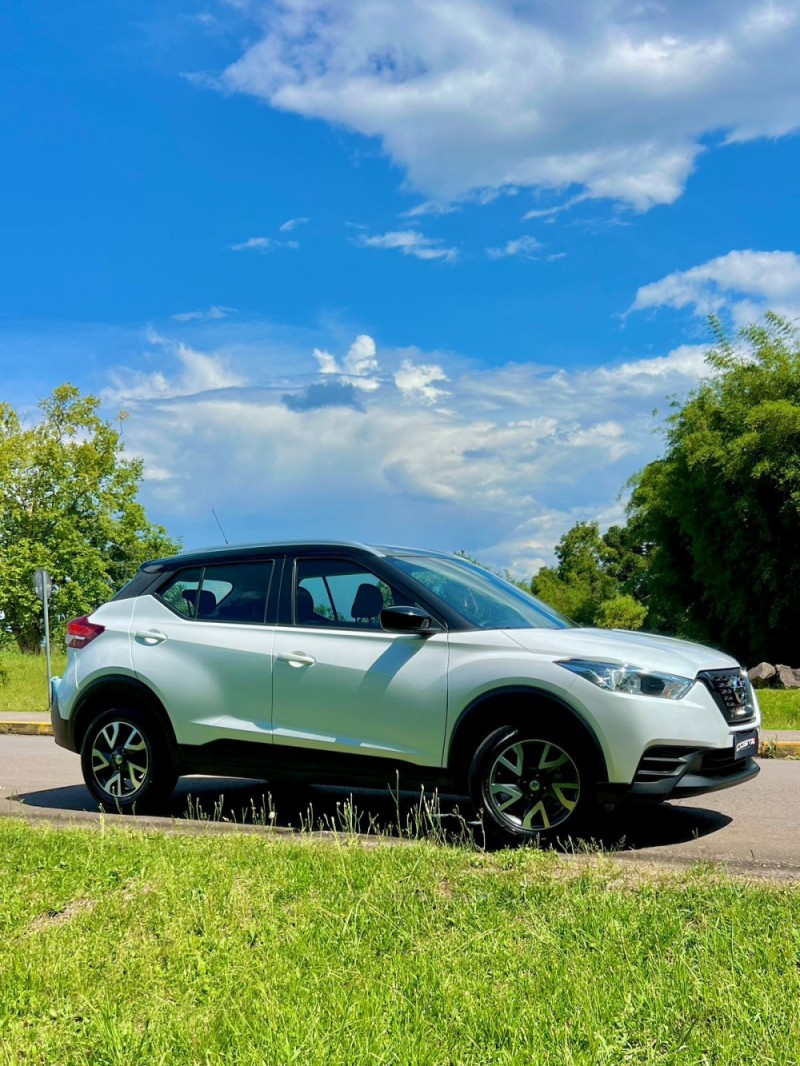 kicks 1.6 special edition 16v flexstart 4p xtronic 2020 bento goncalves