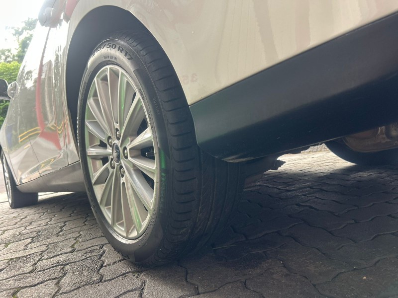 FOCUS 2.0 TITANIUM SEDAN 16V FLEX 4P AUTOMÁTICO - 2019 - TRêS COROAS