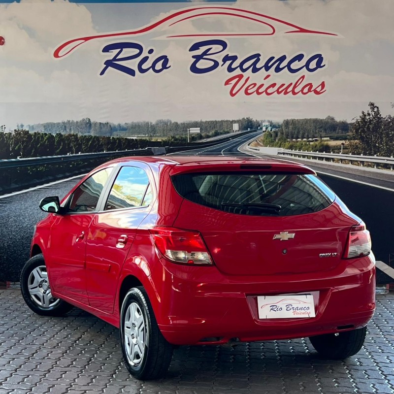 ONIX 1.0 LT 12V FLEX 4P MANUAL - 2016 - CAXIAS DO SUL