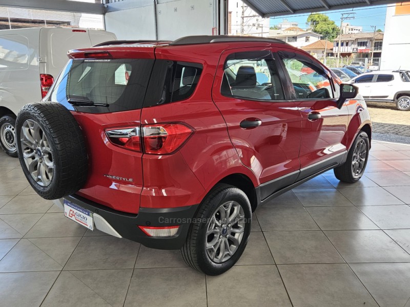ECOSPORT 1.6 FREESTYLE 16V FLEX 4P MANUAL - 2017 - TAPEJARA