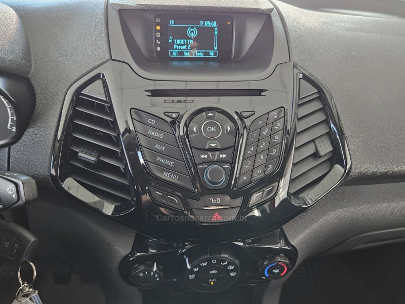 ECOSPORT 1.6 FREESTYLE 16V FLEX 4P MANUAL - 2017 - TAPEJARA