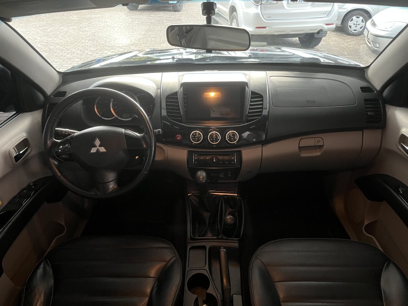 L200 TRITON 3.2 HPE 4X4 CD 16V TURBO INTERCOOLER DIESEL 4P MANUAL - 2015 - CAXIAS DO SUL