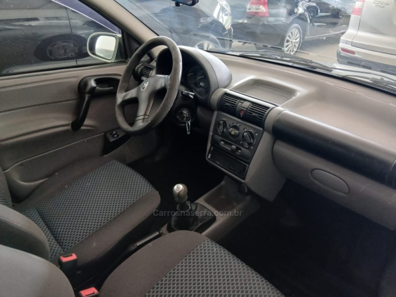 CLASSIC 1.0 MPFI LS 8V FLEX 4P MANUAL - 2012 - NOVA PETRóPOLIS